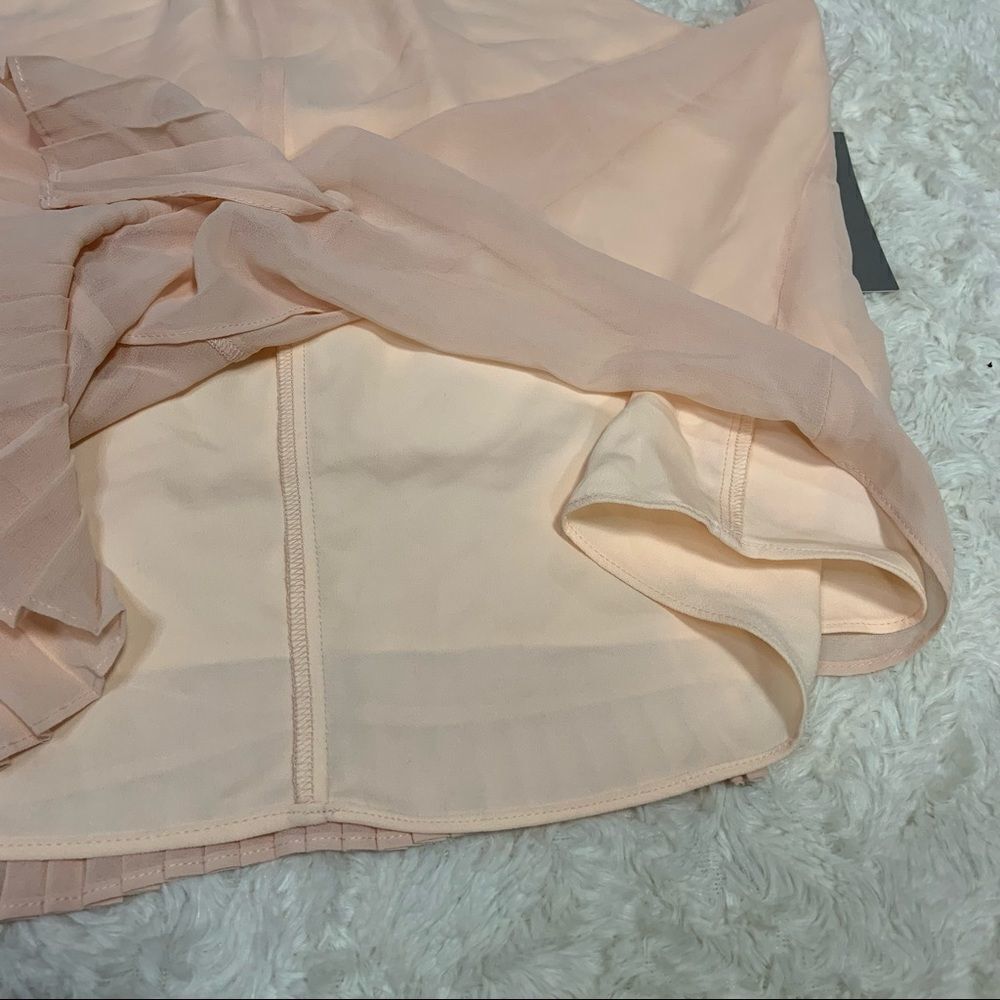 π
Ίπ Chelsea28 Halter Top - Picture 4 of 8